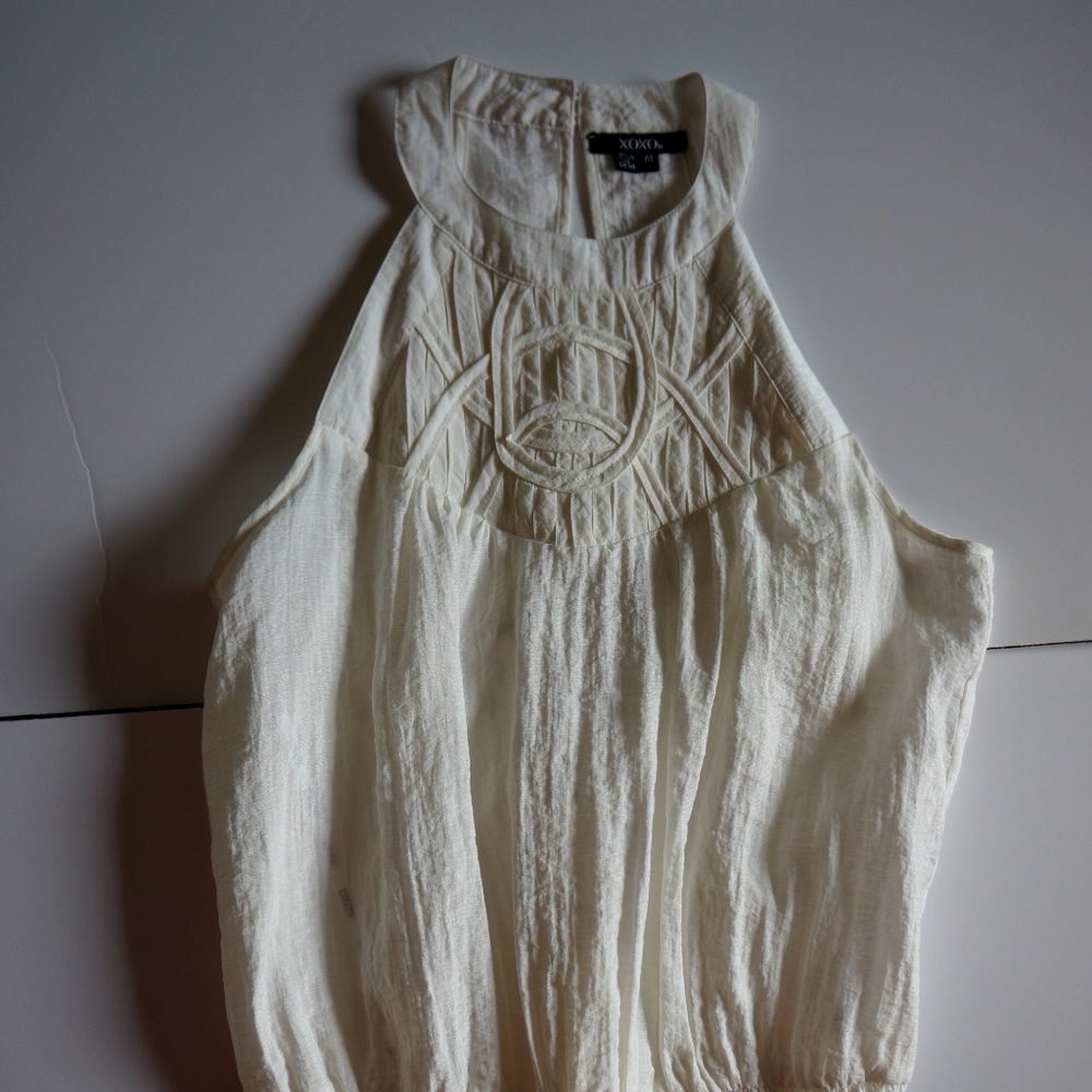 sleeve less, halter white top